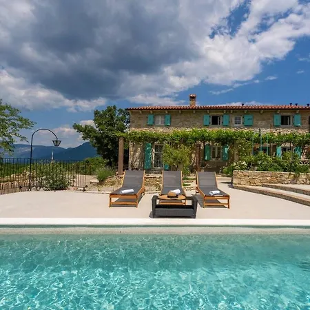 Casa Zamarija * Ripenda Kras
