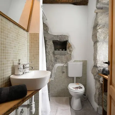 Casa Zamarija * Ripenda Kras